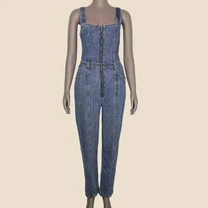 Medium Wash Blue Jean Denim Tank Overalls Size Small Casual Fall Winter Jumpsuit
